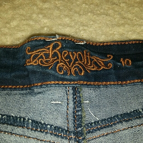 Revolt shorts size 10 - Picture 2 of 4